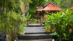 pho rak nah pai guesthouse