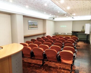 Hotel Michelangelo - Biella,Camburzano>>Biella,4 star