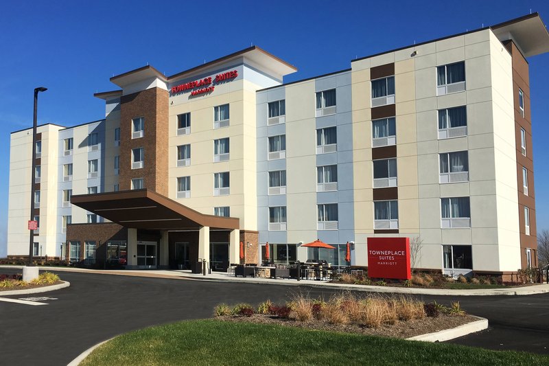 towneplace suites grove city mercer outlets