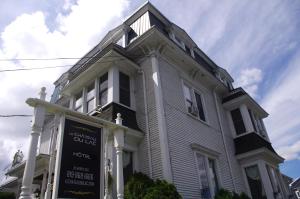 Le Chateau Du Lac,Sainte-Catherine-De-Hatley>>Magog,3 star