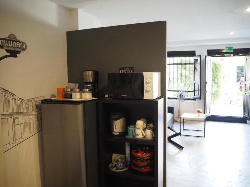 chino town gallery alley