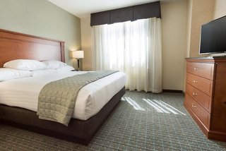 Drury Inn & Suites Burlington,Burlington>>Alamance,3 star