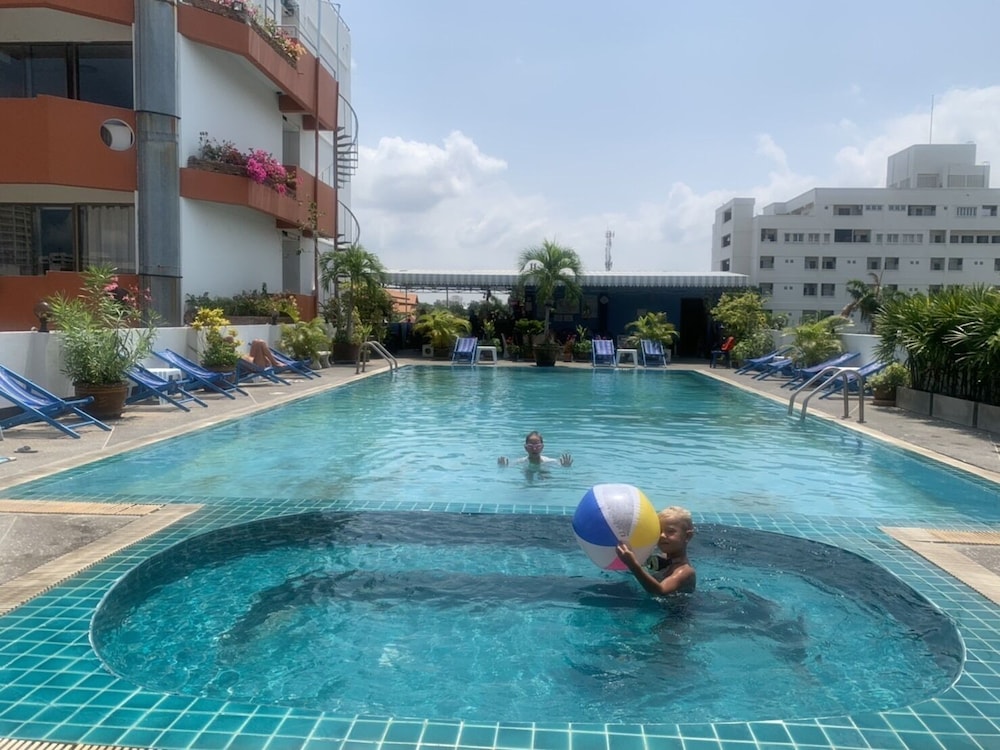 jomtien longstay hotel