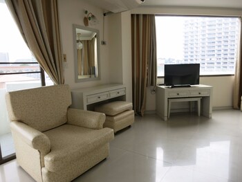 jomtien longstay hotel