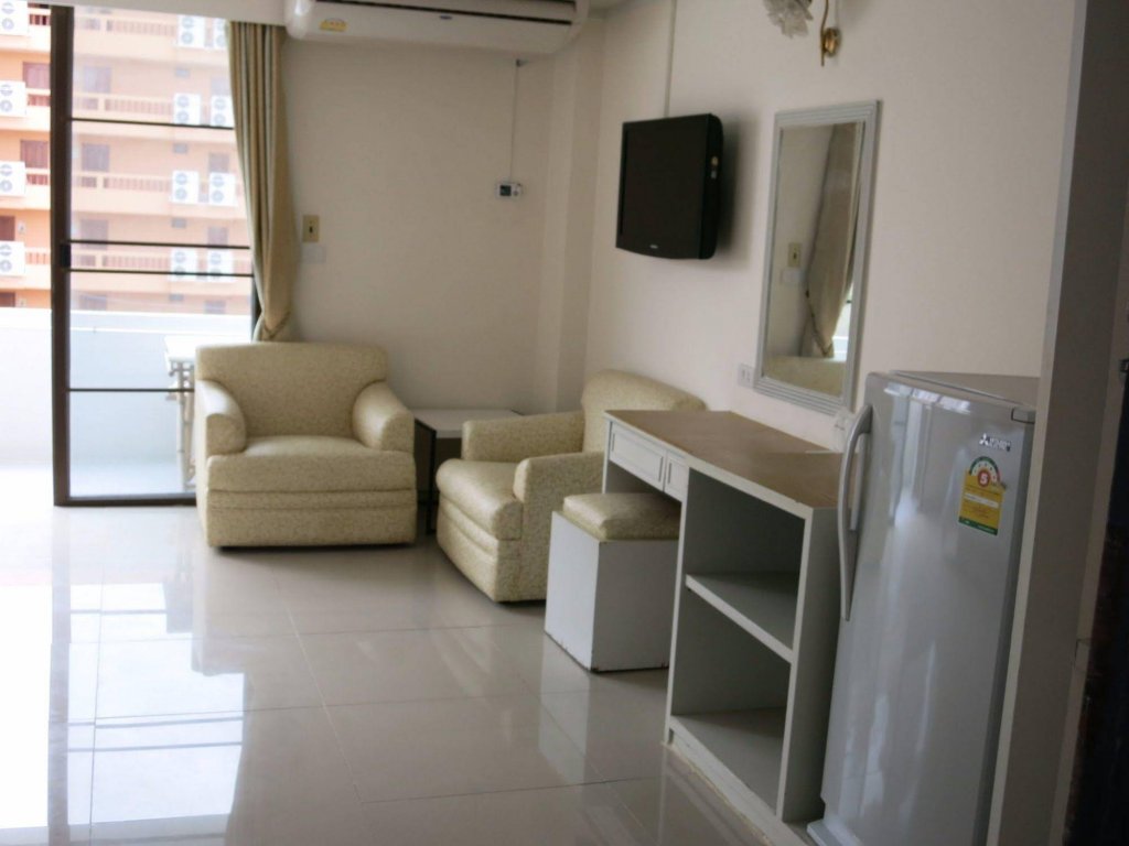 jomtien longstay hotel