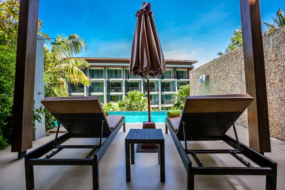hula hula resort ao nang
