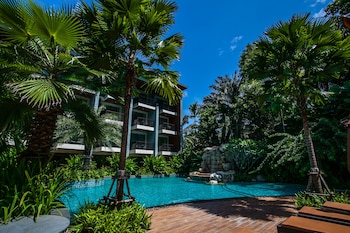 hula hula resort ao nang