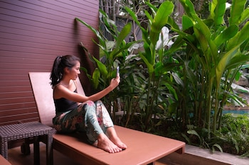 hula hula resort ao nang