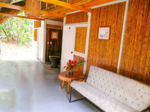 playa bonita hotel ecocabanas tayrona