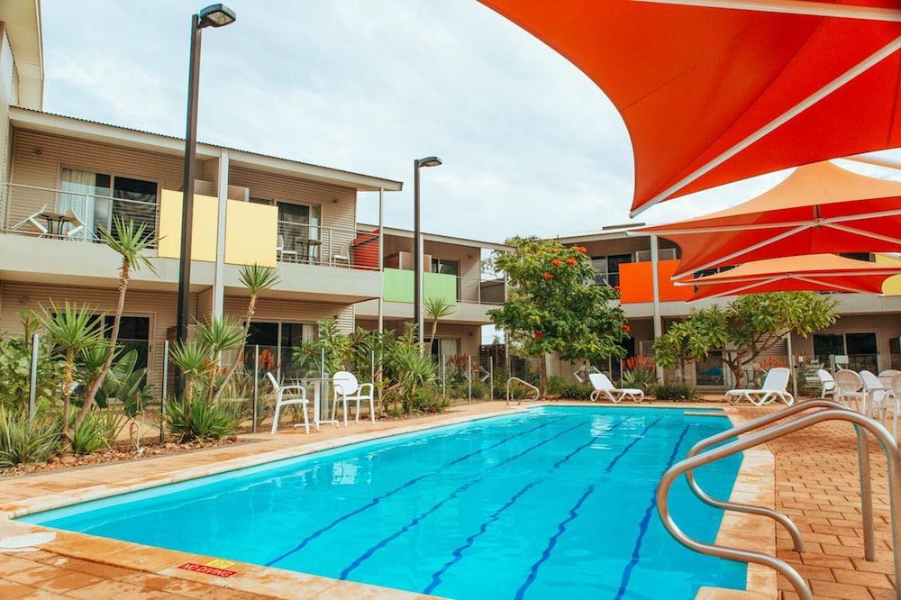 onslow beach resort