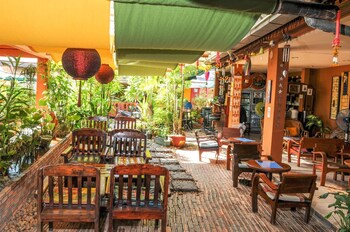 all in 1 guesthouse chiang mai