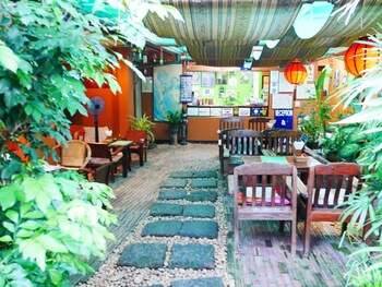 all in 1 guesthouse chiang mai