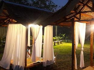 gaeas apartments hostel