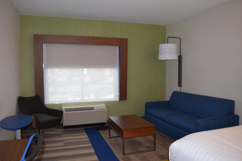 holiday inn express and suites ithaca by ihg
