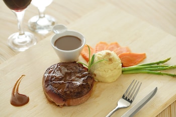 Kew Hotel,Bohol>>Baclayon,4 star