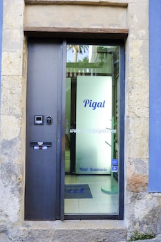 hotel pigal