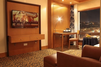 thousand nights hotel amman