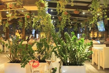 thousand nights hotel amman
