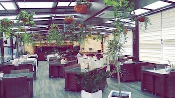 thousand nights hotel amman