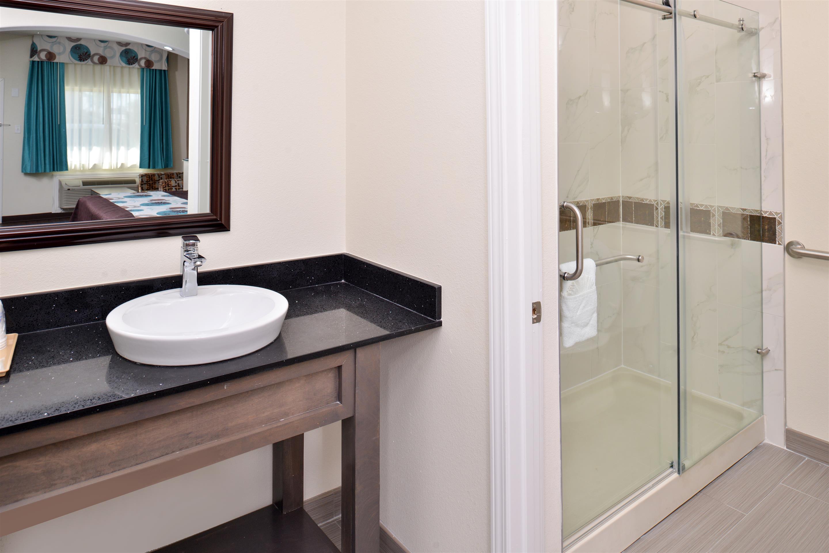 americas best value inn suites houston hwy 6 westpark