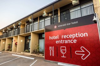 Nightcap At Emerald Star Hotel,Queensland>>Emerald,4 star