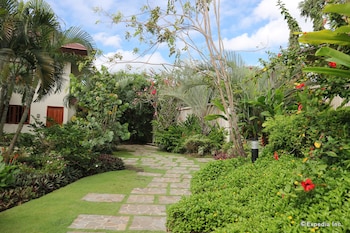 Bravo Resorts - Munting Paraiso,Dauin>>Bacong,4 star