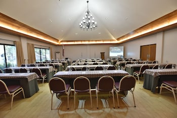 Batangas Country Club,Batangas City>>Batangas,3 star