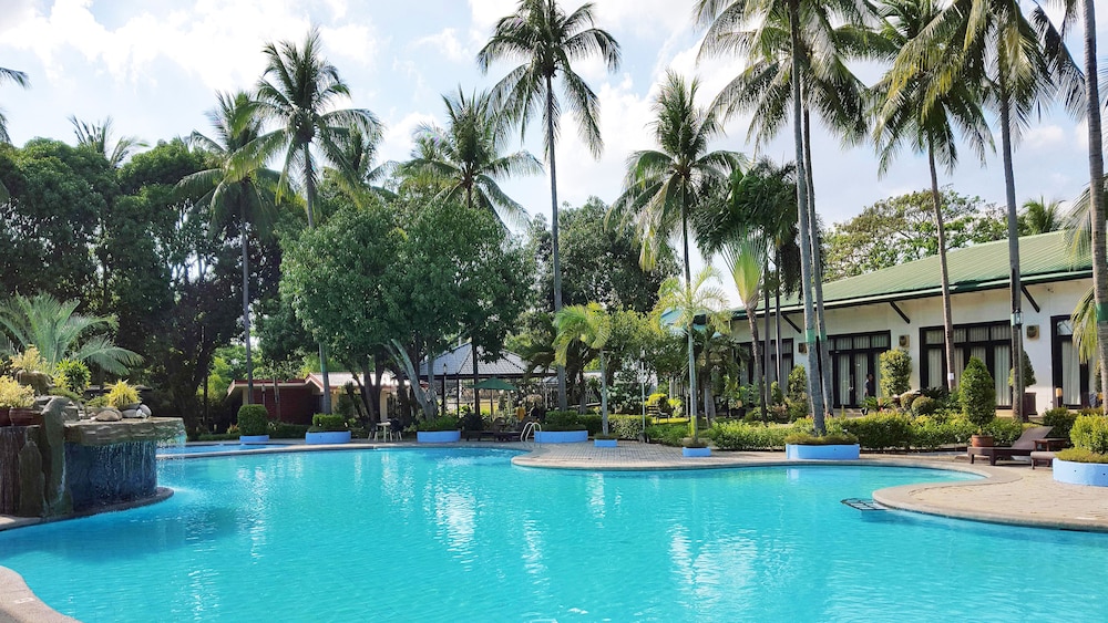 batangas country club