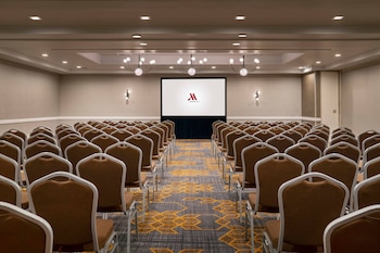visalia marriott at the convention center