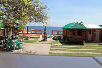 maxvir inn beach resort