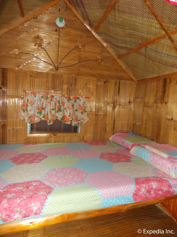 maxvir inn beach resort