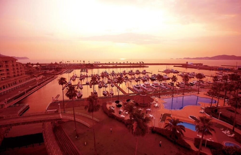 wakayama marina city hotel