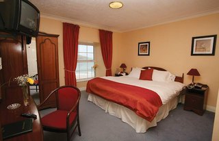 Walter Raleigh Hotel,Cork>>Cloyne,4 star