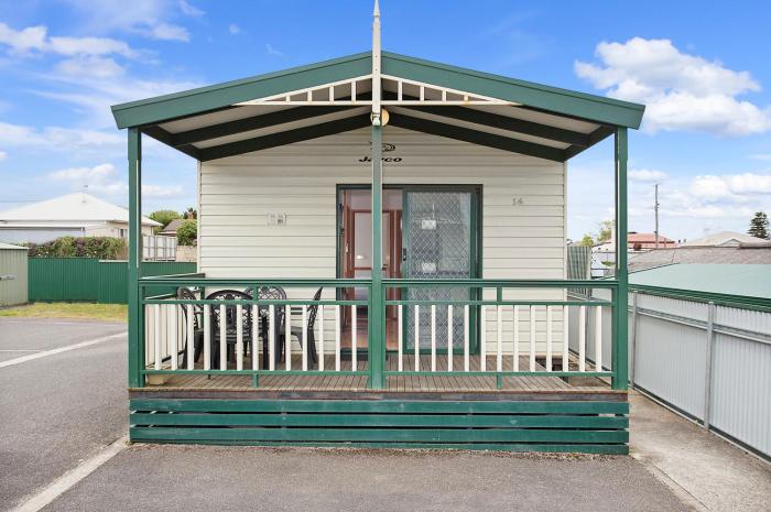 warrnambool holiday village