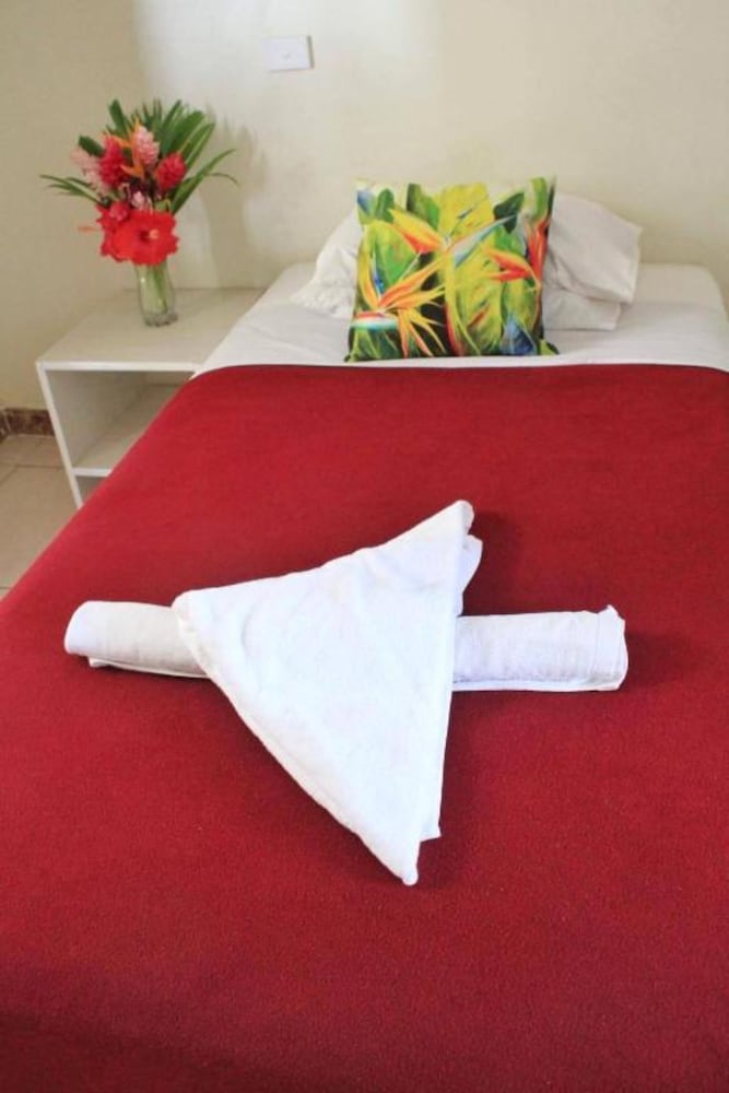 pacific paradise motel