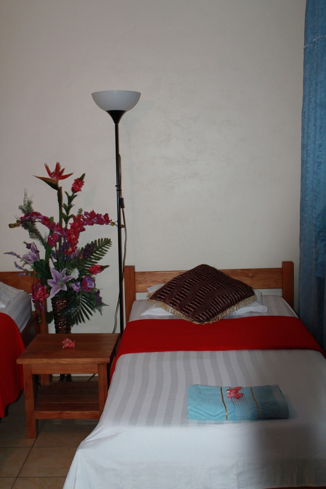 pacific paradise motel