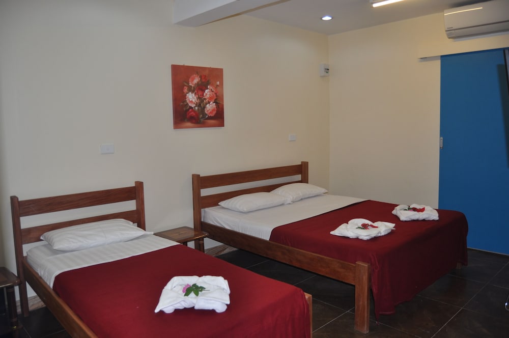 pacific paradise motel