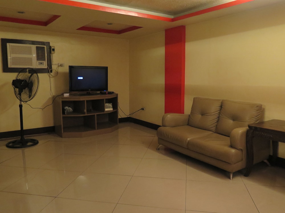 iloilo budget inn valeria