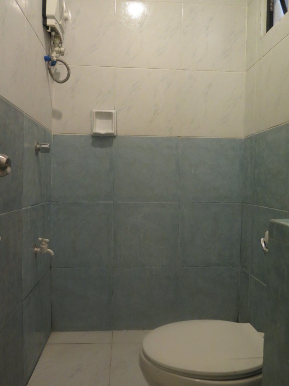 iloilo budget inn valeria