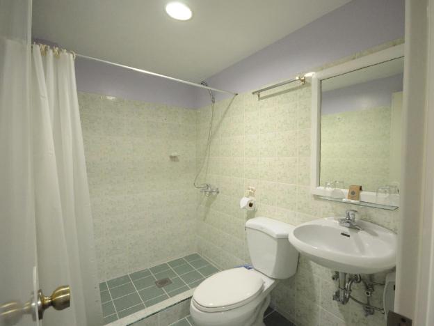 marbella leisure hostel