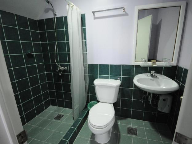 marbella leisure hostel