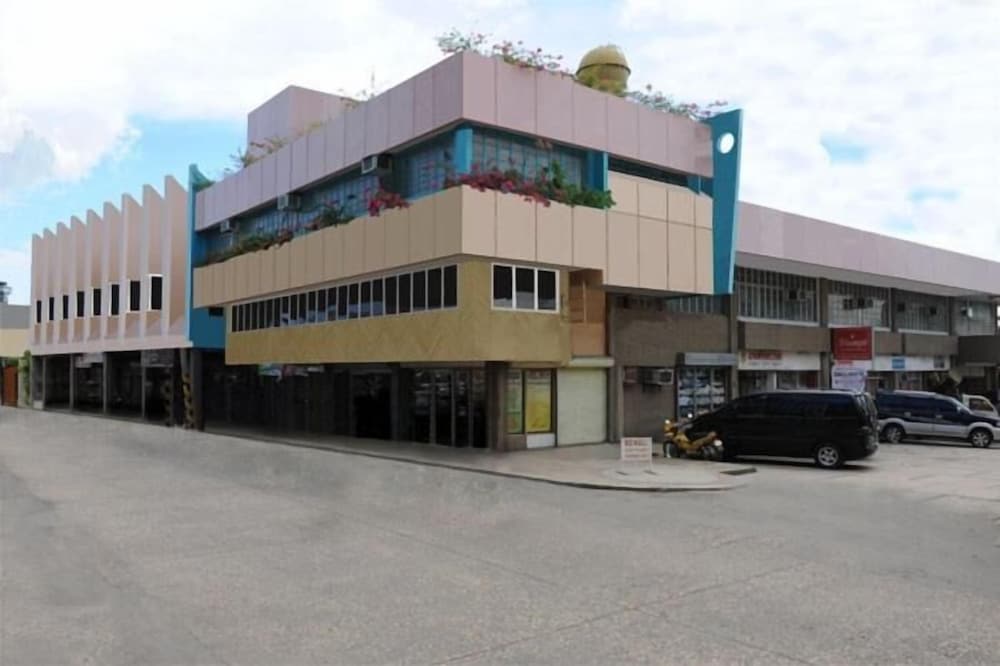 marbella leisure hostel