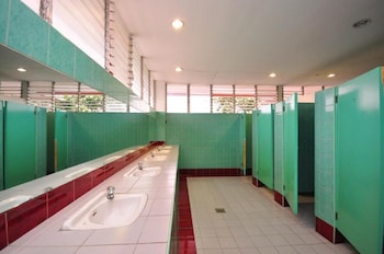marbella leisure hostel