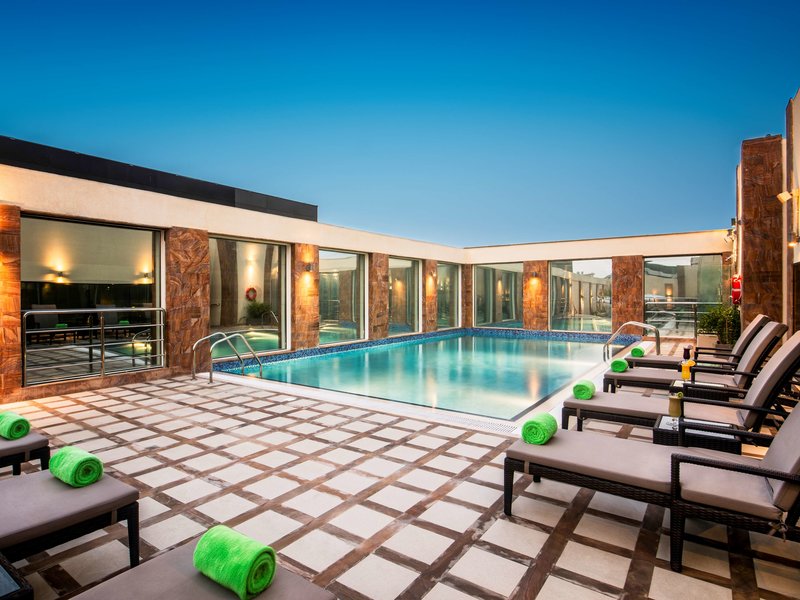 golden tulip doha luxury city hotel