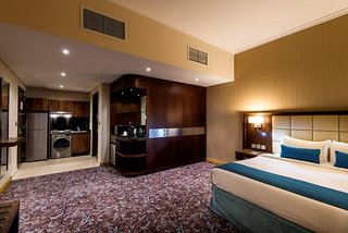 golden tulip doha luxury city hotel