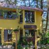 Los Naranjos Town Houses,Chalchuapa>>Apaneca,2 star
