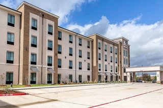 Comfort Suites Near Sam Houston Race Park,Downtown Houston>>Dallas,3 star