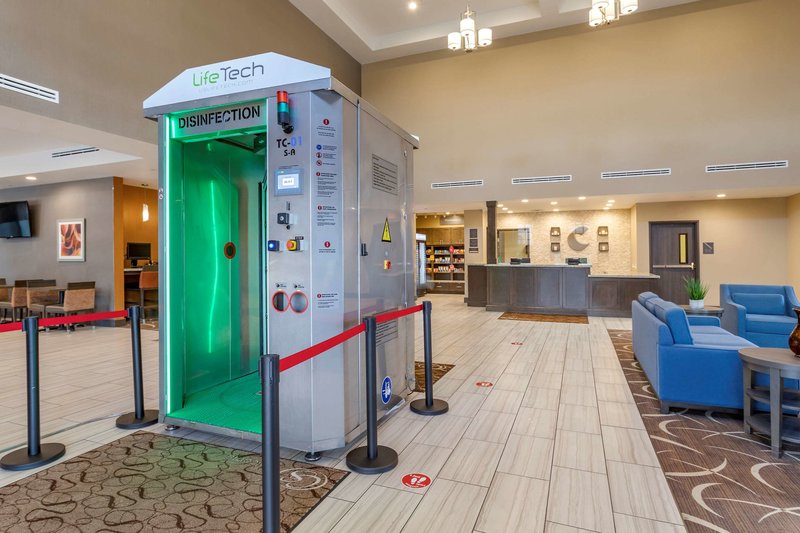 comfort suites near sam houston race park