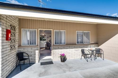 gardner court motel