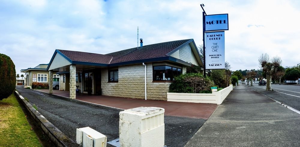 gardner court motel